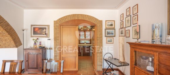 3 Schlafzimmer Haus in Spoleto, Italy, Nr. 260808 3