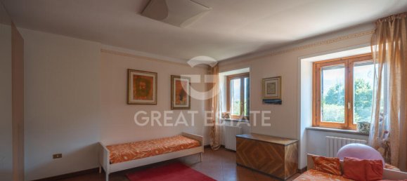 3 Schlafzimmer Haus in Spoleto, Italy, Nr. 260808 9