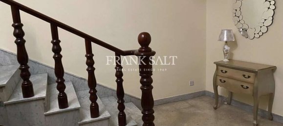 5 bedrooms Townhouse in Zebbug, Malta No. 7685 6