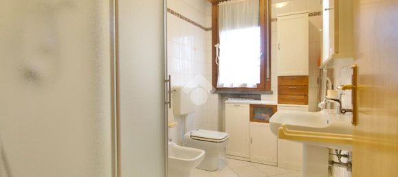 2 rooms Apartment in Reggio Emilia, Italy No. 2419 6