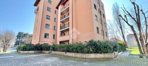 2 rooms Apartment in Reggio Emilia, Italy No. 2419 39