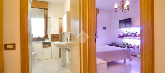 2 rooms Apartment in Reggio Emilia, Italy No. 2419 28