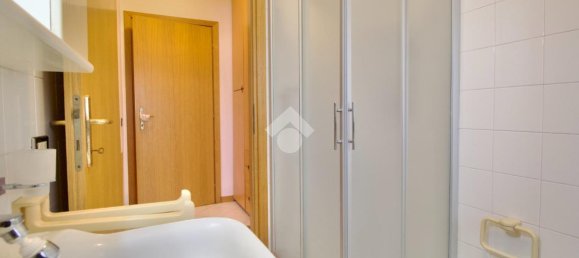 2 rooms Apartment in Reggio Emilia, Italy No. 2419 33