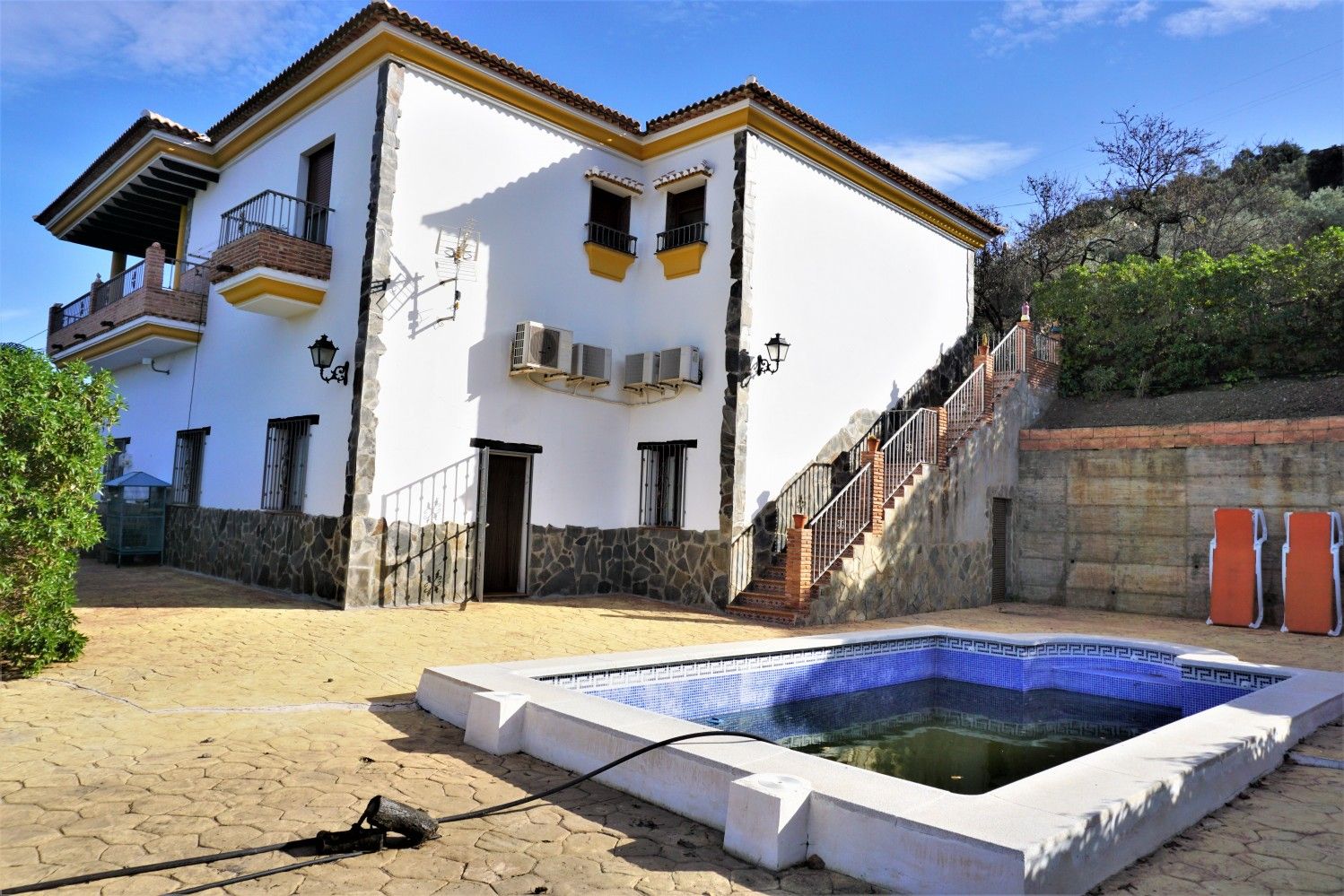 Villa T5 em Sayalonga, Spain N.º 41950