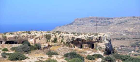 3 bedrooms Farm in Mosta, Malta No. 3378 10