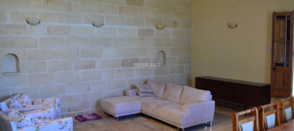 3 bedrooms Farm in Mosta, Malta No. 3378 3