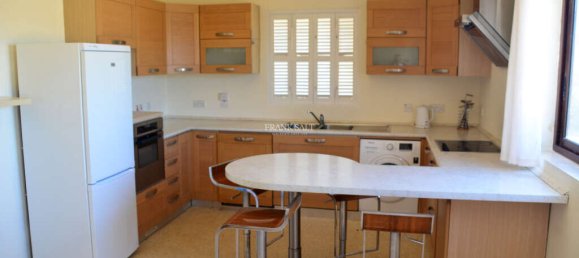 3 bedrooms Farm in Mosta, Malta No. 3378 2