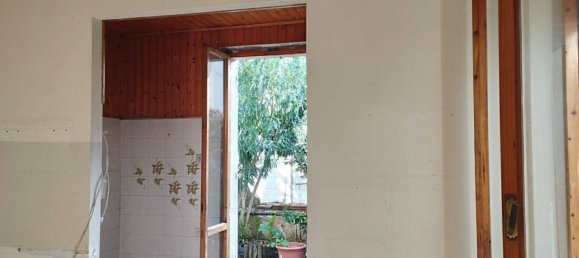 5 bedrooms Apartment in Pesaro, Italy No. 329934 4