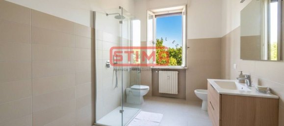 6 bedrooms Apartment in Treviso, Italy No. 381675 4