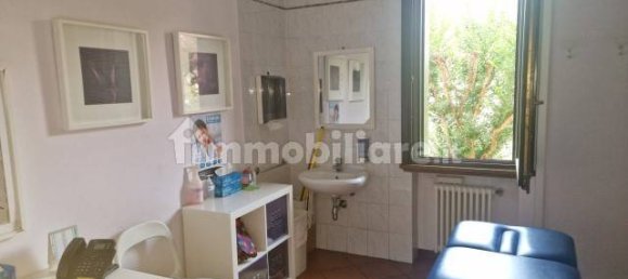 5 rooms Commercial property in Parma, Italy No. 332584 13