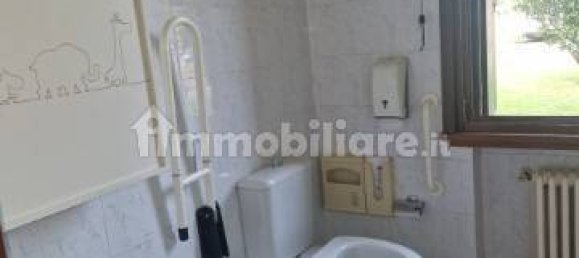 5 rooms Commercial property in Parma, Italy No. 332584 20
