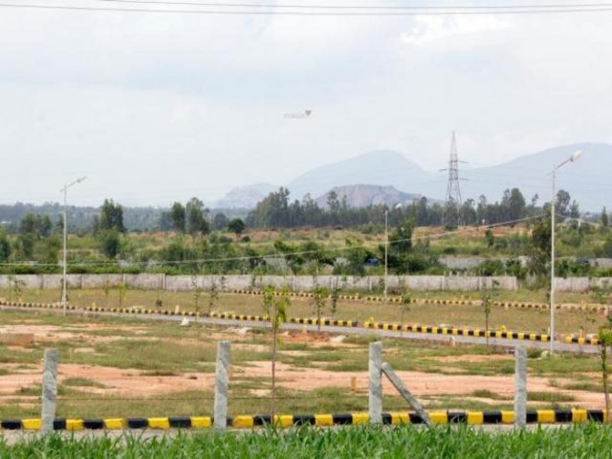  Land in Bangalore, India No. 35128