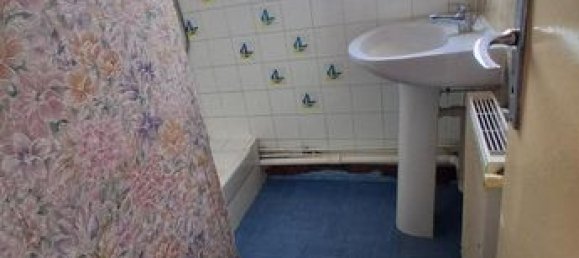 3 bedrooms House in Cleres, France No. 353930 6