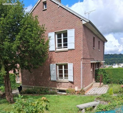 3 bedrooms House in Cleres, France No. 353930