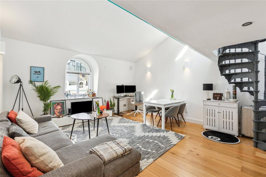 3 chambres Appartement à London, United Kingdom No. 5308