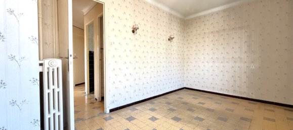 3 Schlafzimmer Wohnung in Toulon, France, Nr. 339733 11