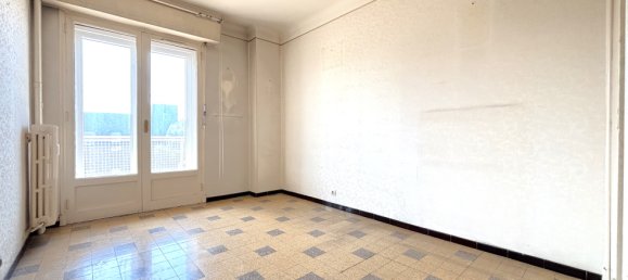 3 Schlafzimmer Wohnung in Toulon, France, Nr. 339733 9