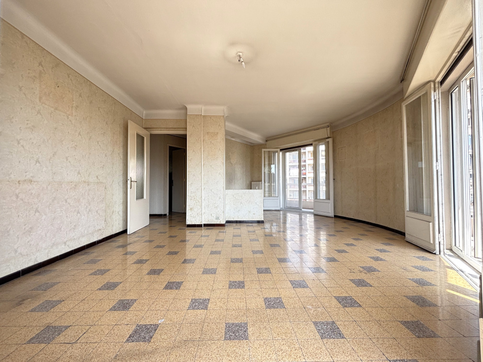 3 Schlafzimmer Wohnung in Toulon, France, Nr. 339733