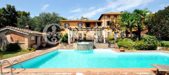 12 rooms Villa in Perugia, Italy No. 170481 2