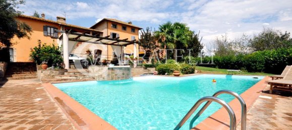 12 rooms Villa in Perugia, Italy No. 170481 5