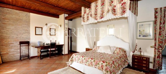12 rooms Villa in Perugia, Italy No. 170481 10