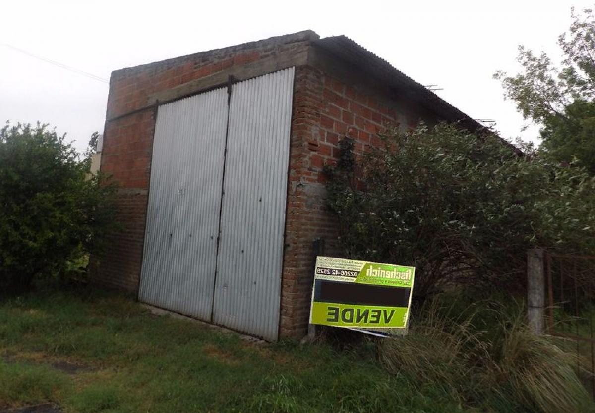 300m² Building in Buenos Aires, Argentina No. 105674