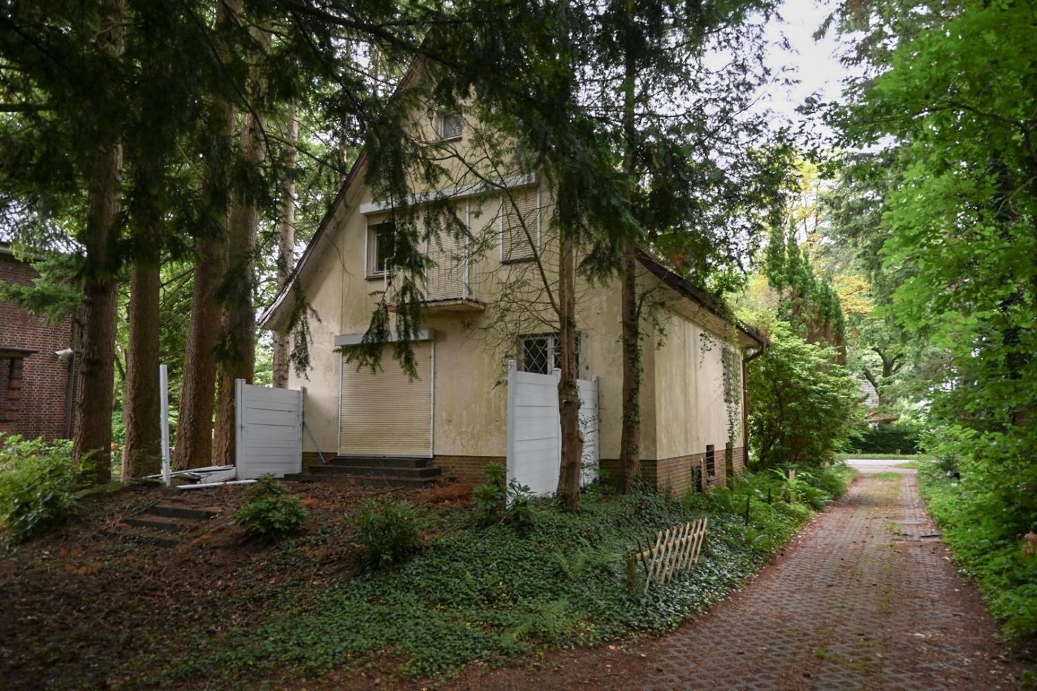  قطعة أرض في Wandsbek, Germany 500متر مربع رقم 329264