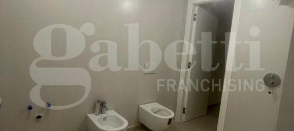 3 rooms Apartment in Oristano, Italy No. 35406 11