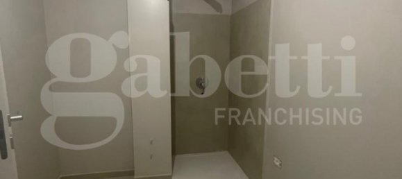 3 rooms Apartment in Oristano, Italy No. 35406 7