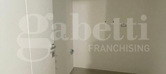 3 rooms Apartment in Oristano, Italy No. 35406 12