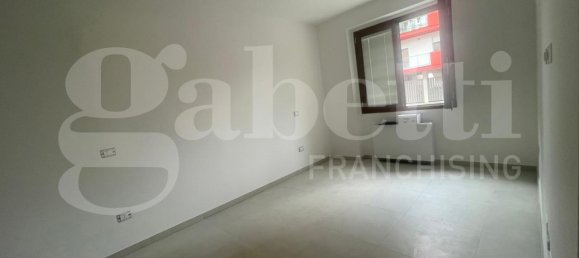 3 rooms Apartment in Oristano, Italy No. 35406 10