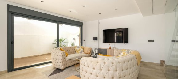 3 bedrooms Townhouse in Fuengirola, Spain No. 137934 10