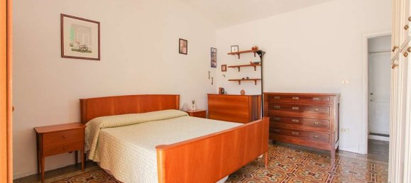 Квартира с 4 спальнями в Тойрано, Италия № 377997 24