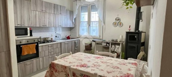 3 bedrooms House in Altopascio, Italy No. 369844 4