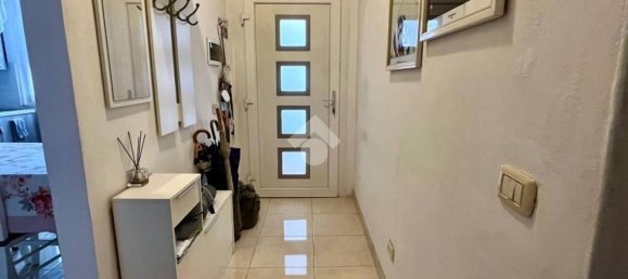 3 bedrooms House in Altopascio, Italy No. 369844 2