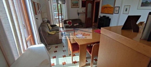 9 rooms House in Cassano delle Murge, Italy No. 143158 5