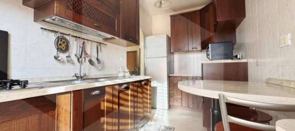 3-Zimmer Wohnung in Rome, Italy, Nr. 22944 9