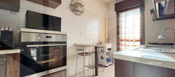 3-Zimmer Wohnung in Rome, Italy, Nr. 22944 7