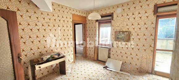 Квартира с 2 спальнями в Роккапьемонте, Италия № 319824 3