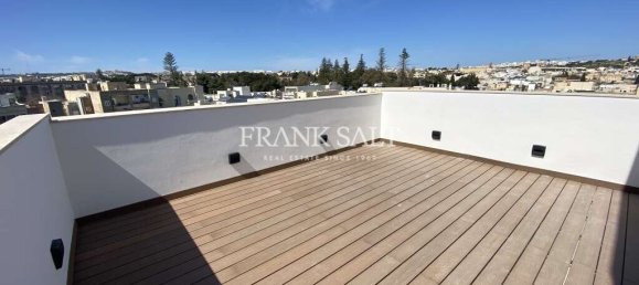 3 bedrooms Penthouse in Balzan, Malta No. 10167 2