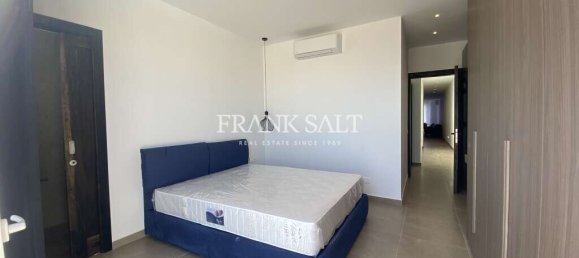 3 bedrooms Penthouse in Balzan, Malta No. 10167 8