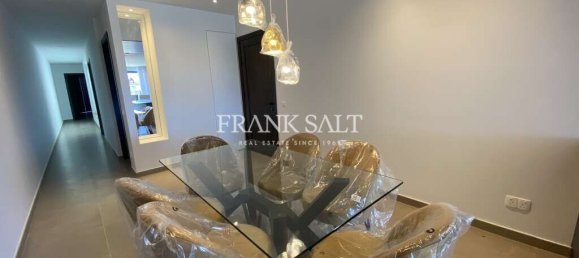 3 bedrooms Penthouse in Balzan, Malta No. 10167 3