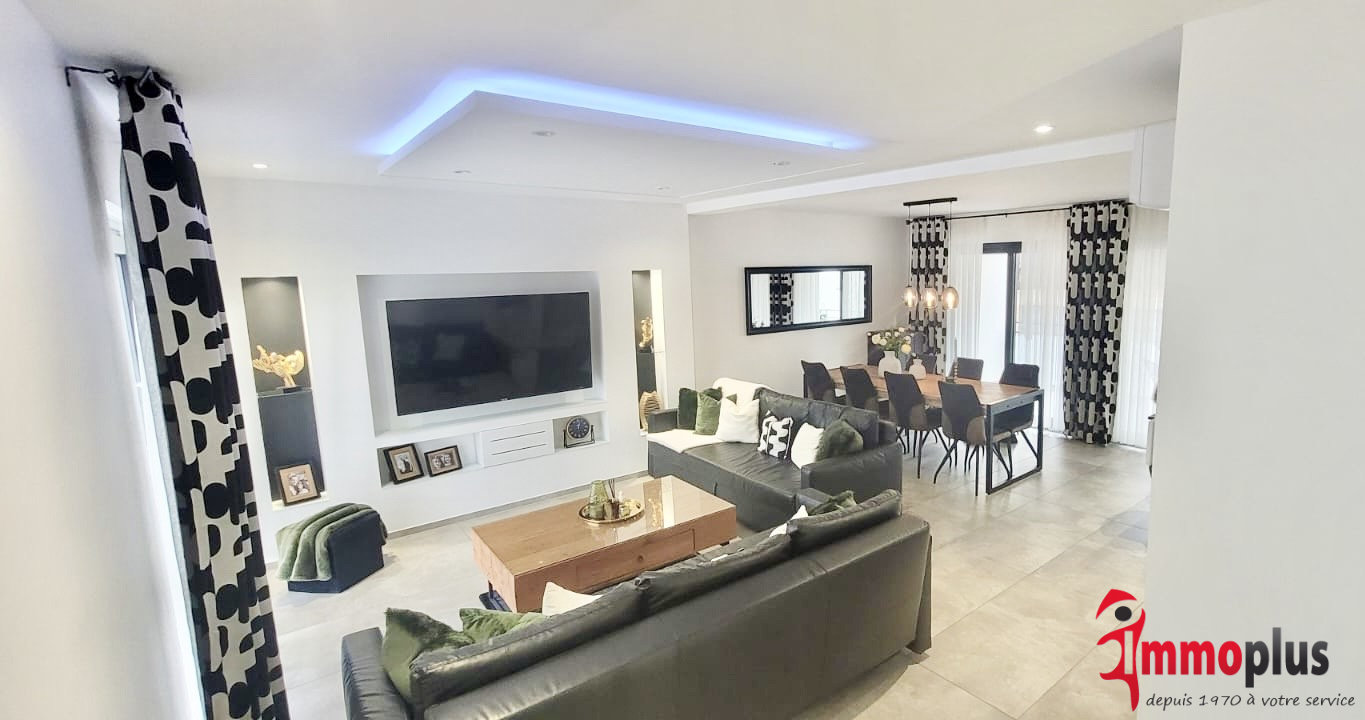 Casa T5 em Saint-Louis, France N.º 76369