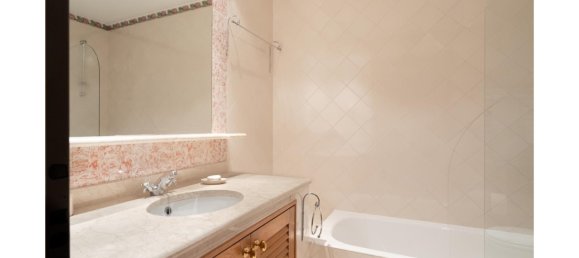 3 bedrooms Duplex in Cascais, Portugal No. 142860 16