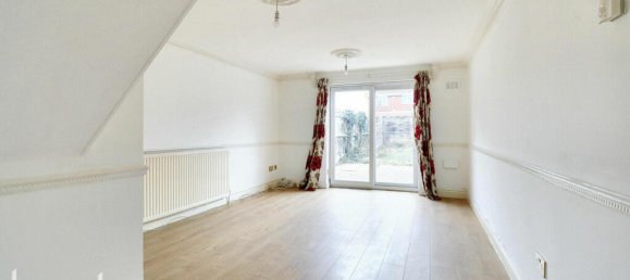 Дом с 2 спальнями в Грейс, Великобритания № 4988 4