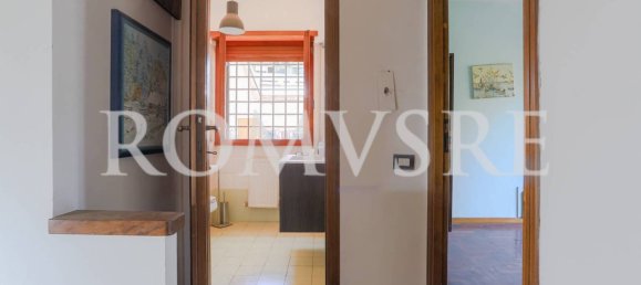 3 Schlafzimmer Villa in Rome, Italy, Nr. 303680 30