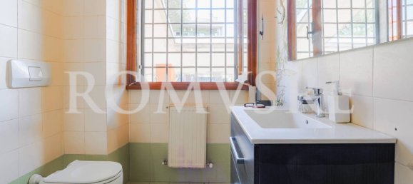 3 Schlafzimmer Villa in Rome, Italy, Nr. 303680 32