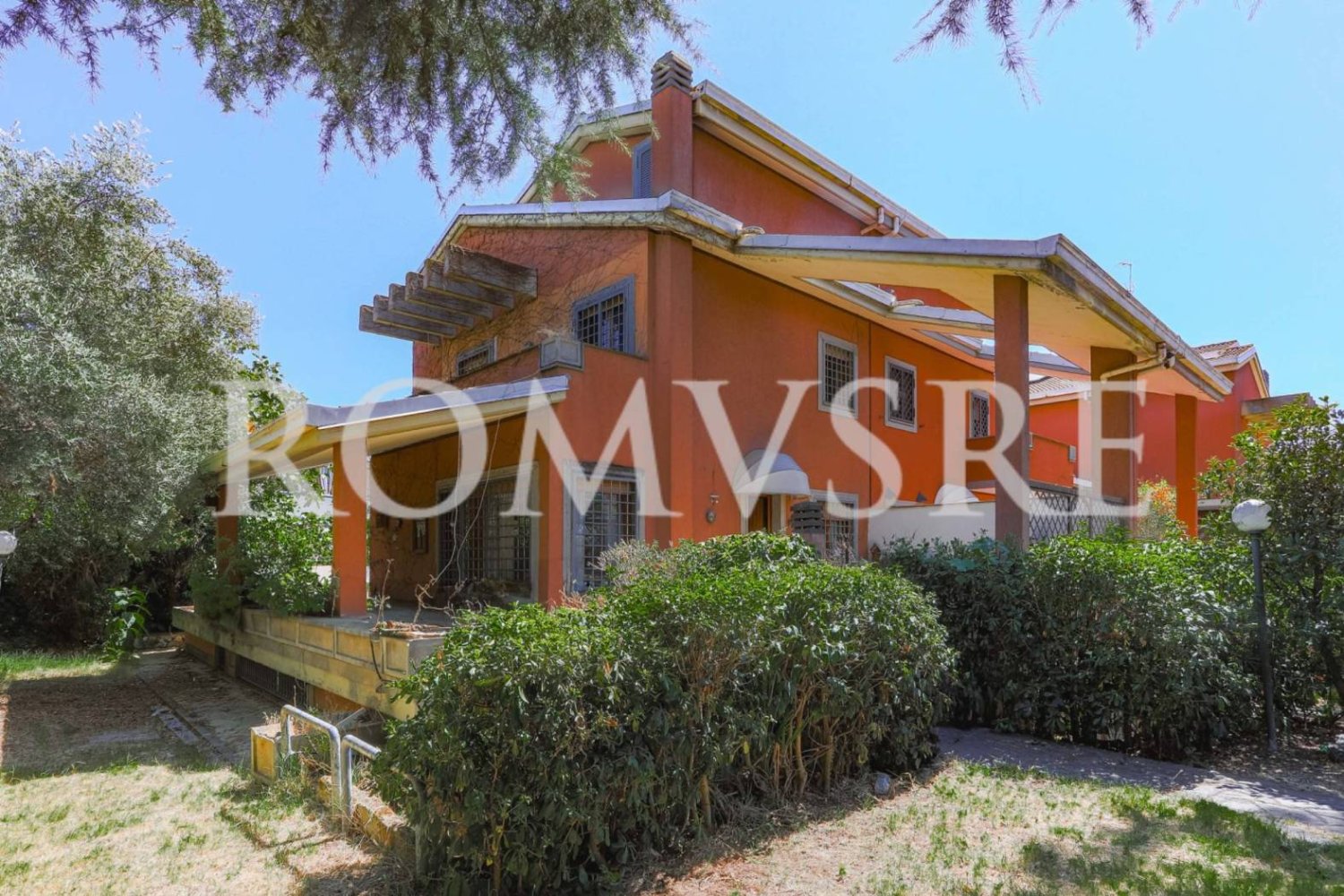 3 Schlafzimmer Villa in Rome, Italy, Nr. 303680