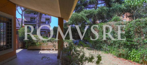 3 Schlafzimmer Villa in Rome, Italy, Nr. 303680 9