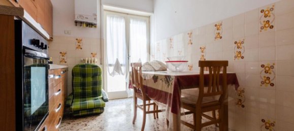 2 Schlafzimmer Wohnung in Gioia del Colle, Italy, Nr. 114798 6